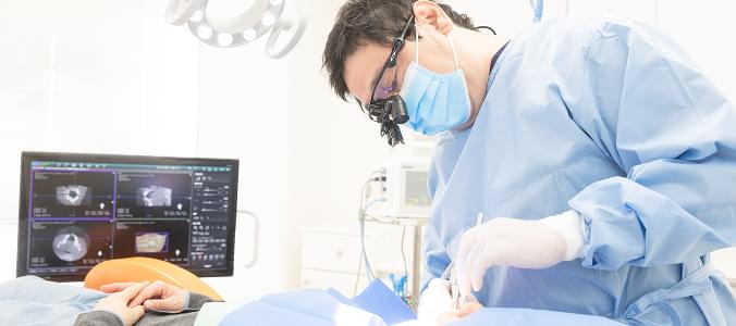 精密な歯周組織再生療法